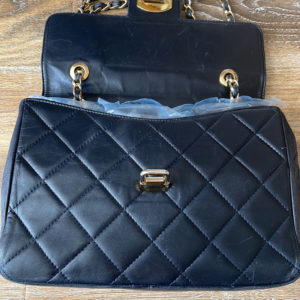 Charles Jourdan Paris Vintage Quilted Leather Flap Bag - Picture 8 of 16